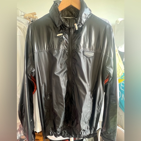 Givenchy black windbreaker. - Picture 2 of 8